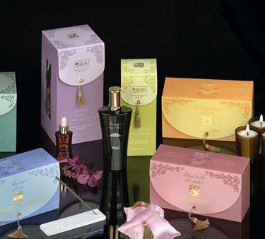 水性涂料助剂分享水性光油添加光亮剂后，印刷时光亮度达不到预期效果的原因